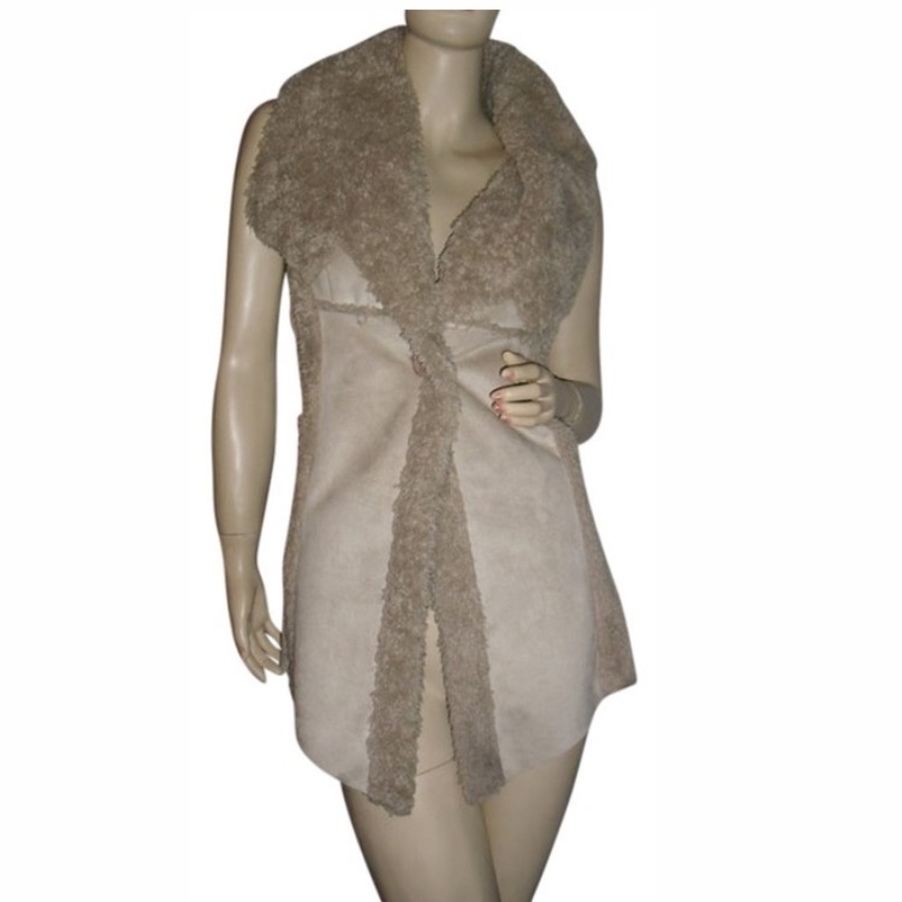 Really Cute Soft Vest by Dolce Cabo